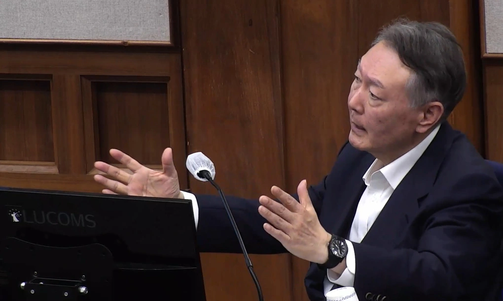 Cựu Tổng thống Hàn Quốc Yoon Suk-yeol đối diện án tù 10 năm - 1