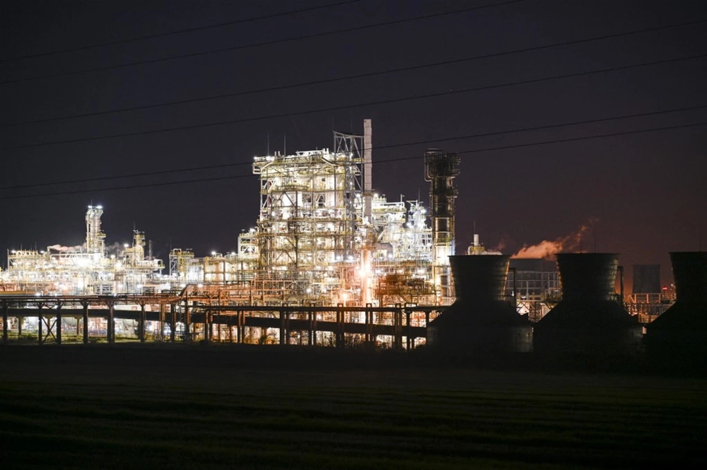 Ukraine tập kích hiệp đồng UAV và tên lửa lớn vào Nga? - 1