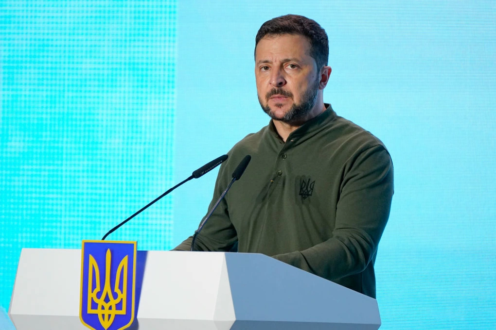 Tổng thống Zelensky: Ukraine đang chuẩn bị hạ tầng cho bầu cử - 1